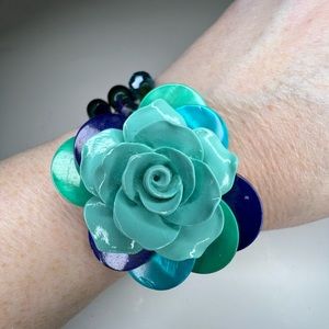 ❤️LOFT Flower Corsage Beaded Bracelet